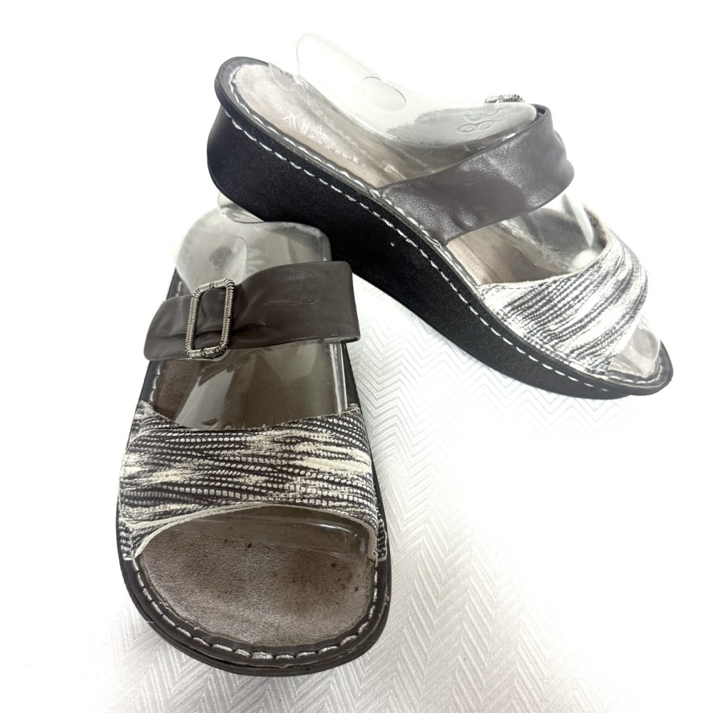 Alegria Karmen Wrapture Slide Sandal Size 38 (US 8)